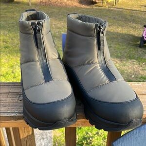 Fitflop Black and Gray Ankle Boots with Zipper and Durable Sole